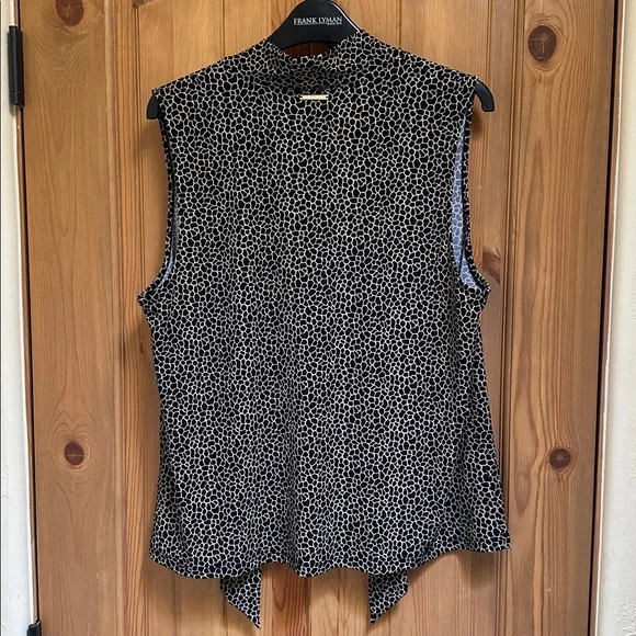 Michael Kors V neck Patterned Blouse - Picture 2 of 7